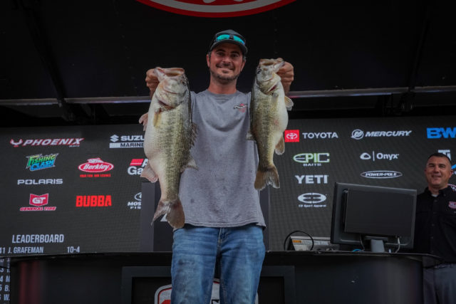 Missouri's Brock Reinkemeyer Leads Day 1 at Tackle Warehouse Invitational  Stop 1 Presented by Power-Pole MOVE at Sam Rayburn Reservoir